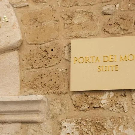 Porta Dei Mori Apartment *