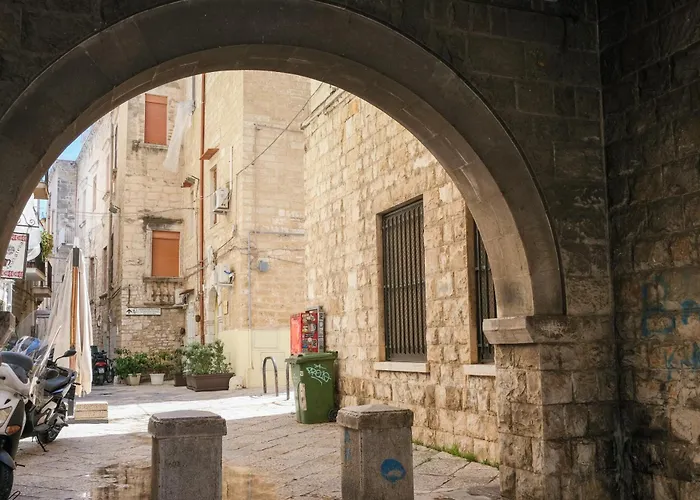 Porta Dei Mori * Bari
